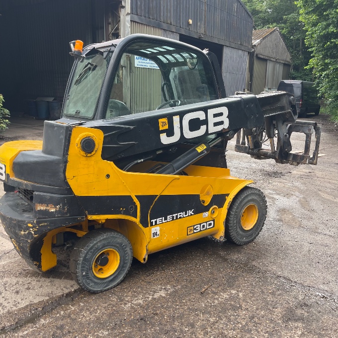 JCBTLT30D 
